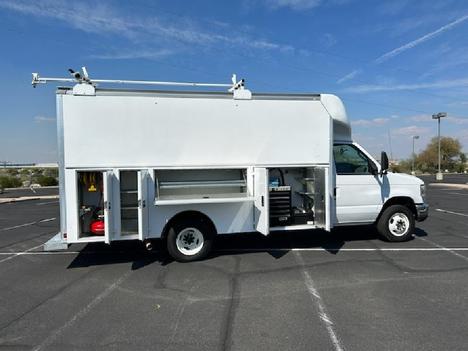 USED 2015 FORD E450 SERVICE - UTILITY TRUCK #3030-5