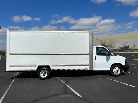 USED 2019 GMC SAVANA G3500 BOX VAN TRUCK #3031-4