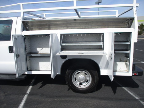 USED 2016 FORD F250 SERVICE - UTILITY TRUCK #3035-9