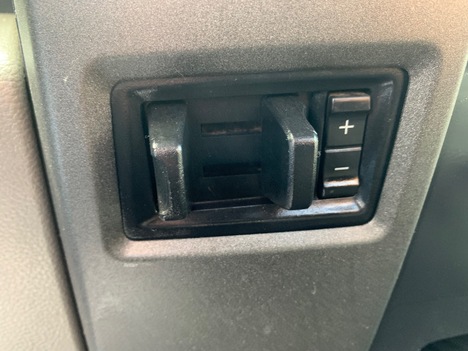 USED 2017 FORD F250 SERVICE - UTILITY TRUCK #3039-18