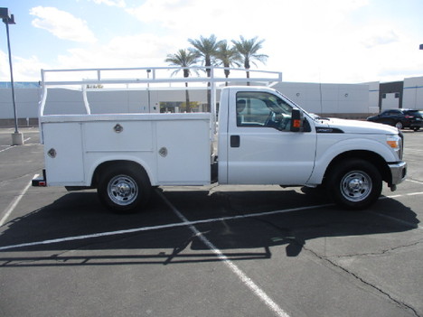USED 2013 FORD F250 SERVICE - UTILITY TRUCK #3041-4