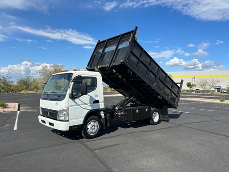 USED 2008 MITSUBISHI FE180 BOX DUMP TRUCK #3045-11
