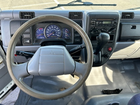 USED 2008 MITSUBISHI FE180 BOX DUMP TRUCK #3045-22