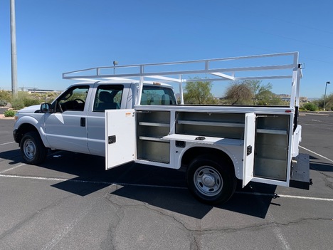USED 2015 FORD F-250 SERVICE - UTILITY TRUCK #3054-10