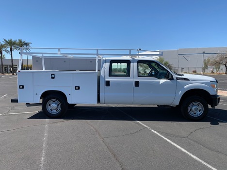 USED 2015 FORD F-250 SERVICE - UTILITY TRUCK #3054-6