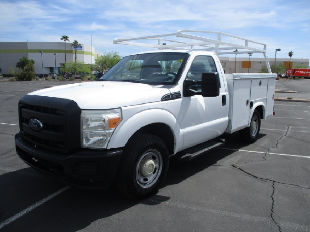 USED 2016 FORD F250 SERVICE - UTILITY TRUCK #3063