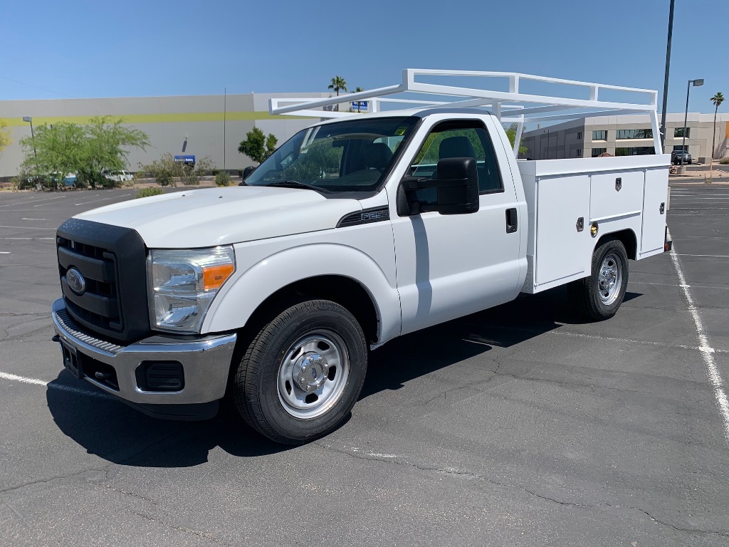 USED 2015 FORD F250 SERVICE - UTILITY TRUCK #3067