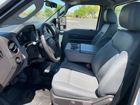 USED 2015 FORD F250 SERVICE - UTILITY TRUCK #3067-18