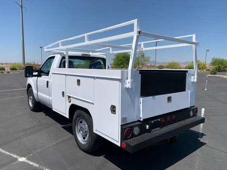 USED 2015 FORD F250 SERVICE - UTILITY TRUCK #3067-3
