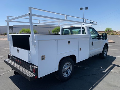 USED 2015 FORD F250 SERVICE - UTILITY TRUCK #3067-5