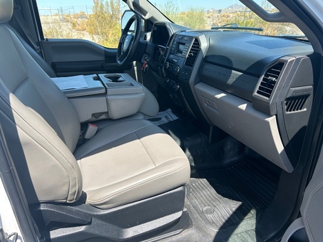 USED 2017 FORD F250 SERVICE - UTILITY TRUCK #3072-16