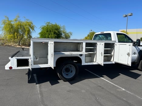 USED 2011 FORD F450 SERVICE - UTILITY TRUCK #3076-10