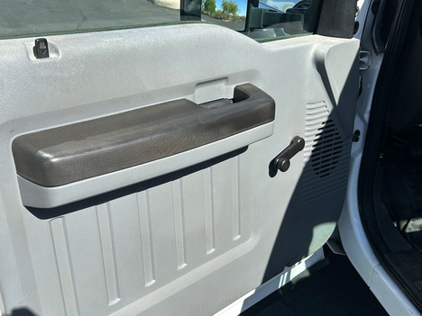 USED 2011 FORD F450 SERVICE - UTILITY TRUCK #3076-21