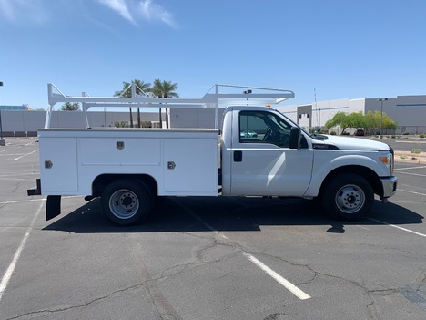 USED 2015 FORD F350 SERVICE - UTILITY TRUCK #3078-6