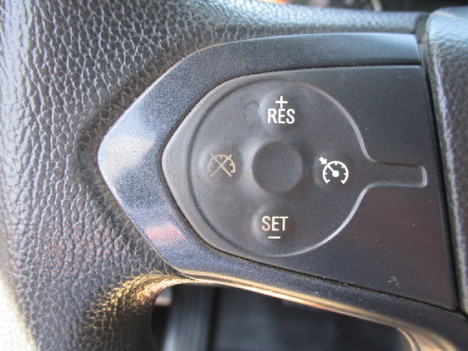USED 2015 CHEVROLET SILVERADO 3500HD SERVICE - UTILITY TRUCK #3082-23