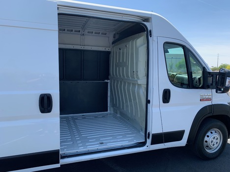 USED 2021 RAM PROMASTER 2500 PANEL - CARGO VAN TRUCK #3083-16