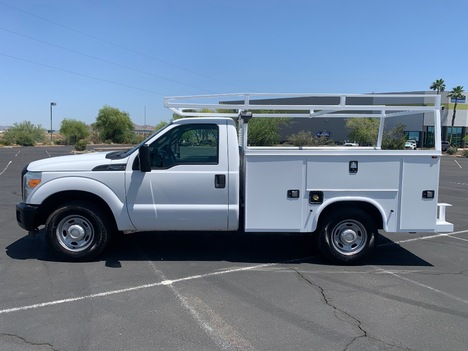 USED 2016 FORD F250 SERVICE - UTILITY TRUCK #3085-2