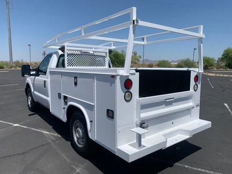 USED 2016 FORD F250 SERVICE - UTILITY TRUCK #3085-3