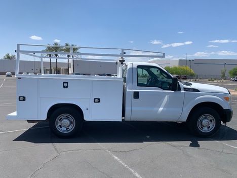 USED 2016 FORD F250 SERVICE - UTILITY TRUCK #3085-6