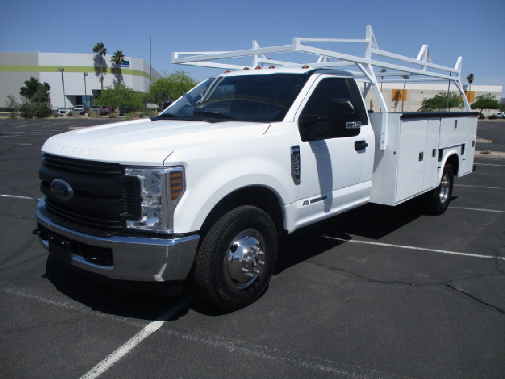 USED 2018 FORD F350 SERVICE - UTILITY TRUCK #3086