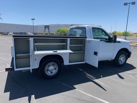USED 2015 FORD F250 SERVICE - UTILITY TRUCK #3087-9