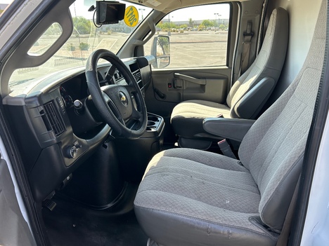 USED 2017 CHEVROLET EXPRESS G3500 SERVICE - UTILITY TRUCK #3099-16