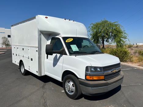USED 2017 CHEVROLET EXPRESS G3500 SERVICE - UTILITY TRUCK #3099-3