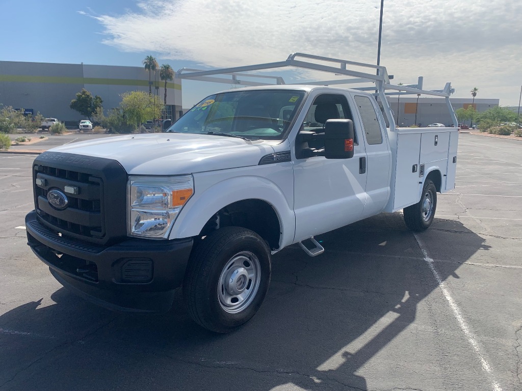 USED 2016 FORD F250 SERVICE - UTILITY TRUCK #3119