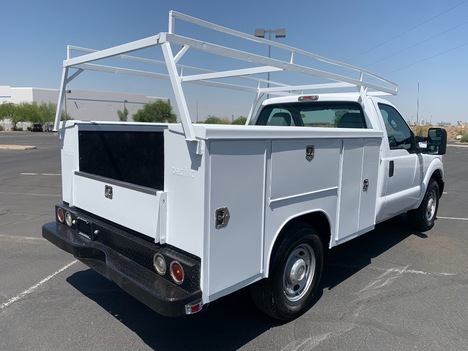 USED 2016 FORD F250 SERVICE - UTILITY TRUCK #3121-5