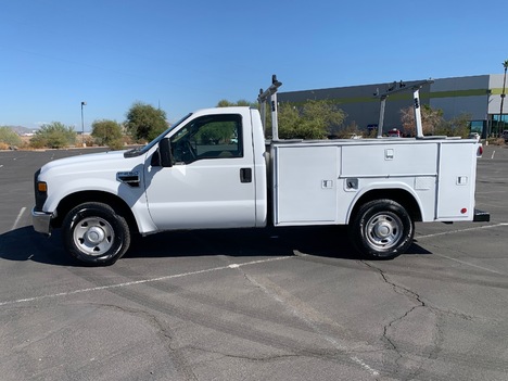 USED 2010 FORD F250 SERVICE - UTILITY TRUCK #3206-2