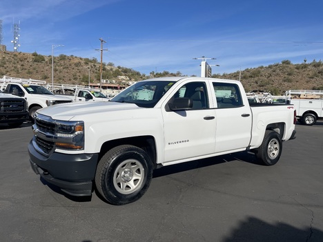 2018 CHEVROLET Silverado 1500 4WD 1/2 Ton Pickup Truck #3689