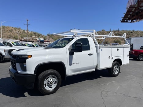 2022-chevrolet-silverado-2500hd-service-utility-truck #3755
