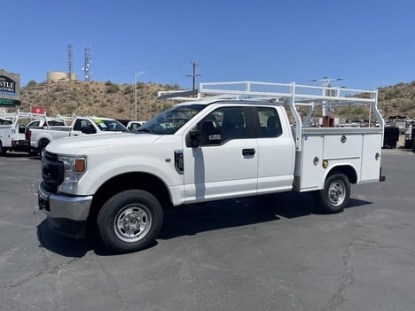 2020 FORD F250 Service - Utility Truck #3812 2020 FORD F250 Service - Utility Truck #3812