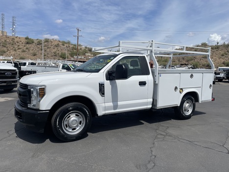 2019-ford-f250-service-utility-truck #3826