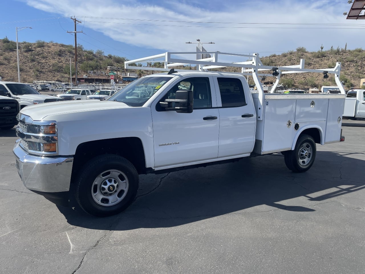 2019 CHEVROLET Silverado 2500HD Service - Utility Truck #1 2019 CHEVROLET Silverado 2500HD Service - Utility Truck #1