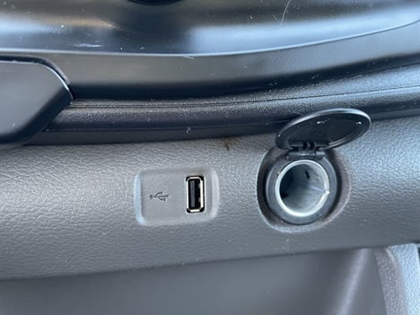 https://www.imanpro.net/pub/co/wto/photo/3848/TH_25.jpg?20260909170754