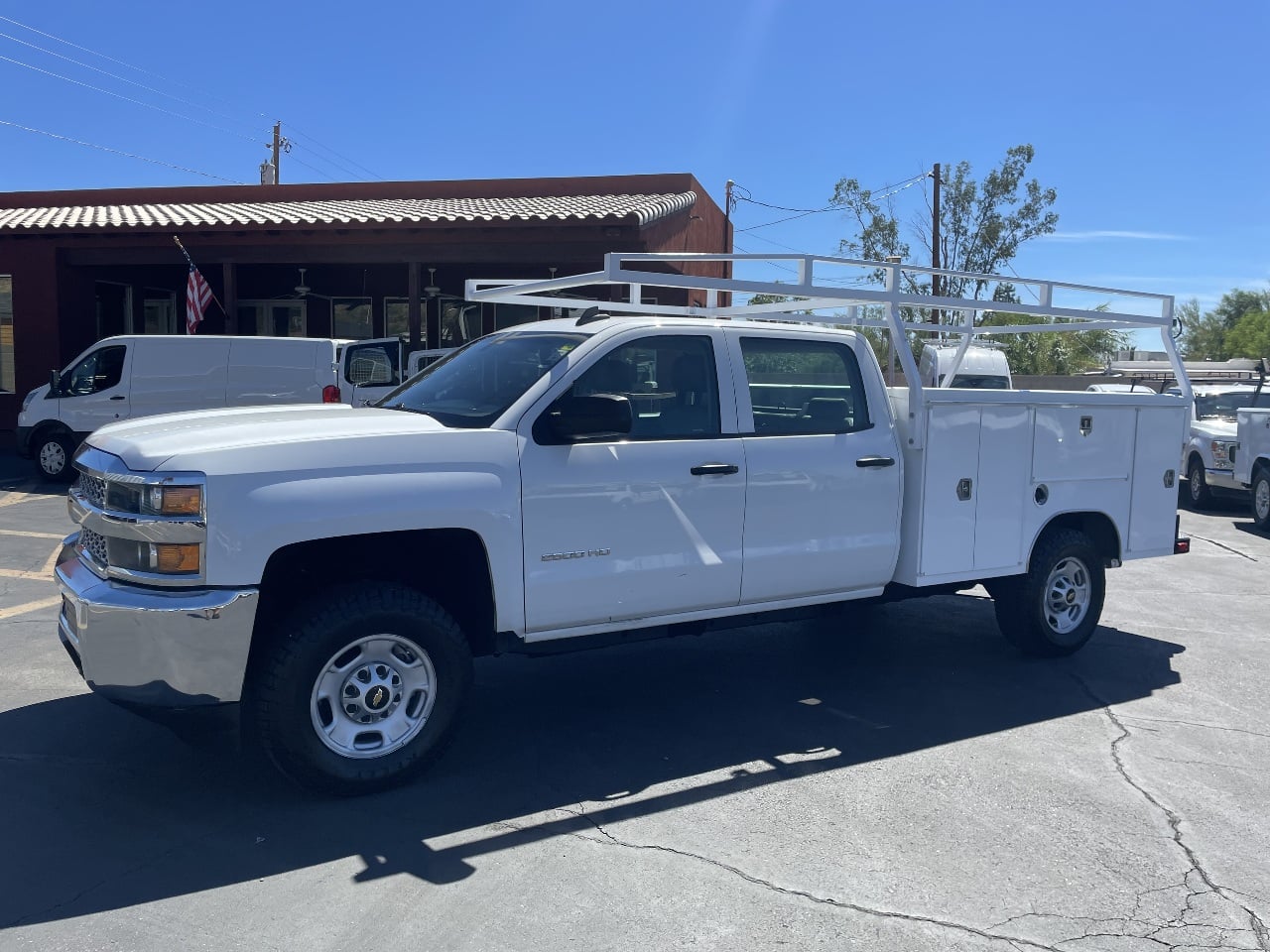 2019 CHEVROLET silverado 2500 hd Service - Utility Truck #1 2019 CHEVROLET silverado 2500 hd Service - Utility Truck #1