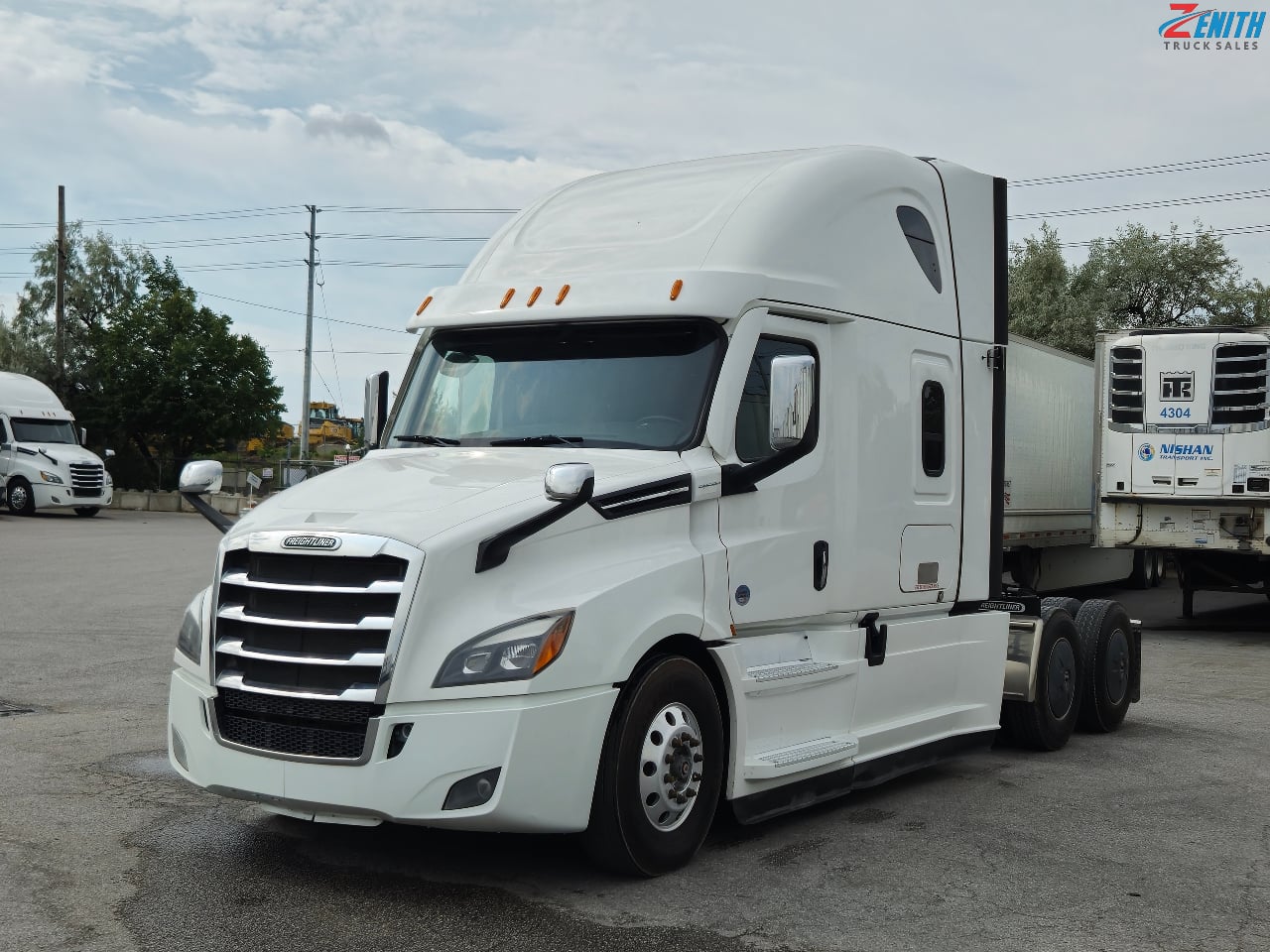 2020 FREIGHTLINER CASCADIA Tandem Axle Sleeper #1 2020 FREIGHTLINER CASCADIA Tandem Axle Sleeper #1