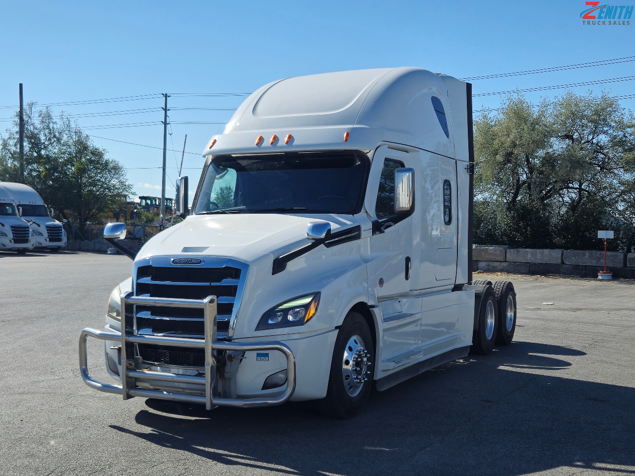2021 FREIGHTLINER CASCADIA Tandem Axle Sleeper #1 2021 FREIGHTLINER CASCADIA Tandem Axle Sleeper #1