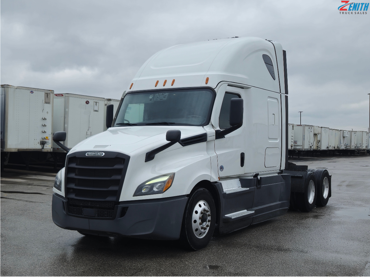 2021 FREIGHTLINER CASCADIA Tandem Axle Sleeper #1 2021 FREIGHTLINER CASCADIA Tandem Axle Sleeper #1